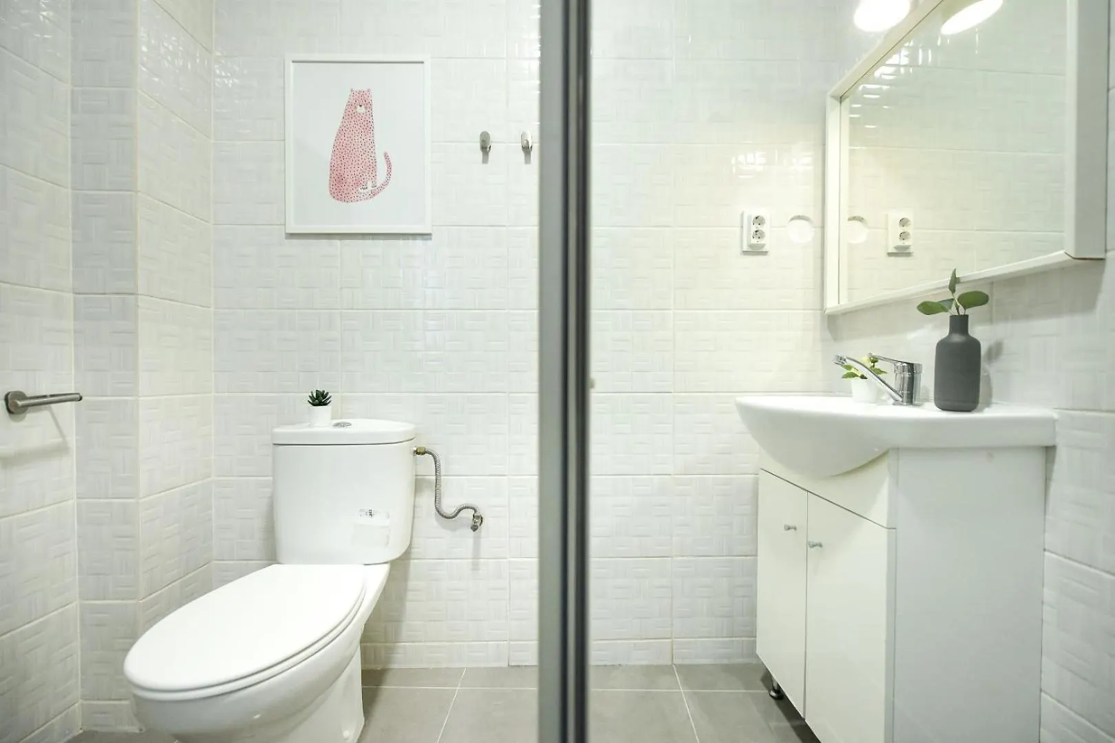 Smardan Street Serenity - Cozy Retreat In Bucharest'S Core 0*, Bucareste